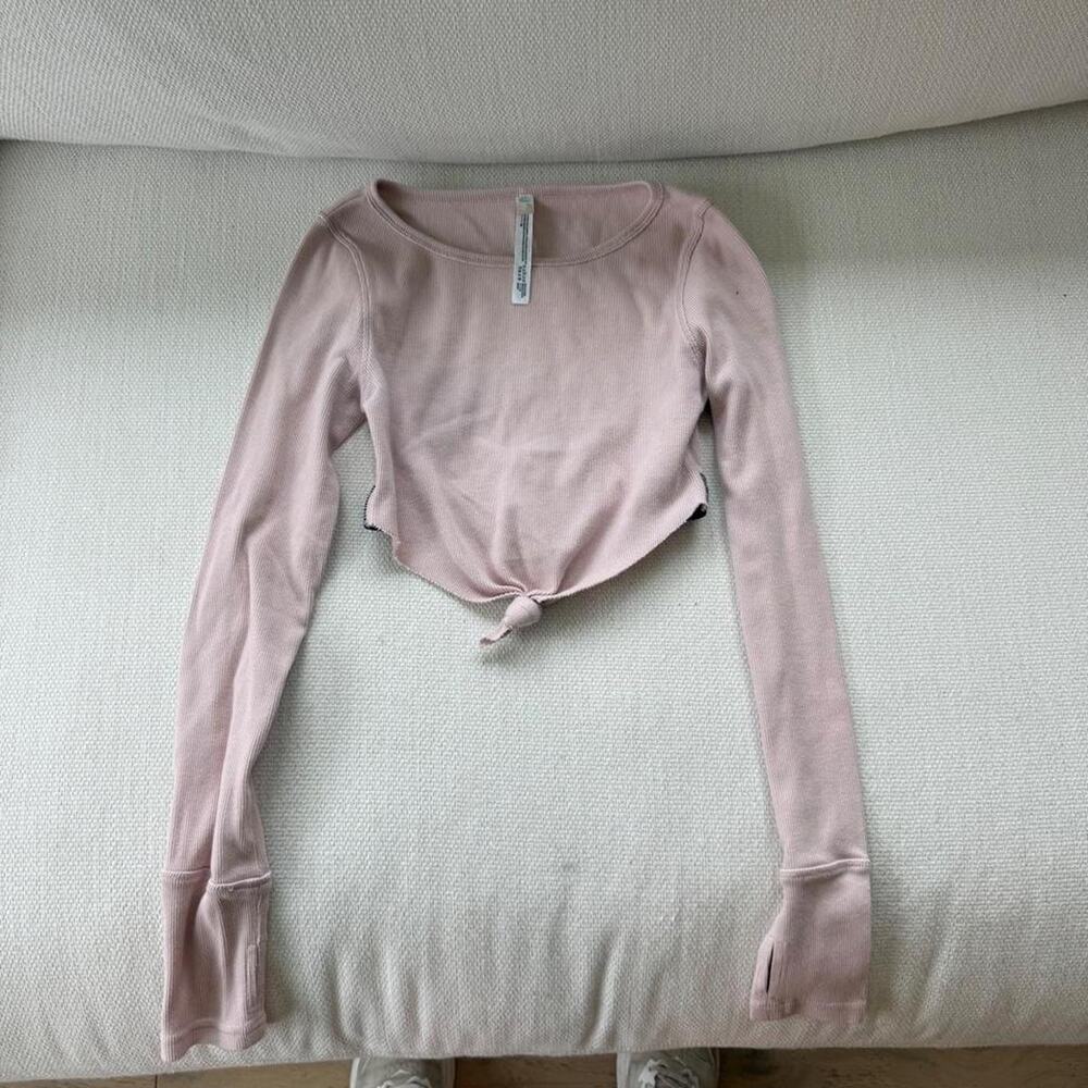 Free people movement pink ribbed crop top